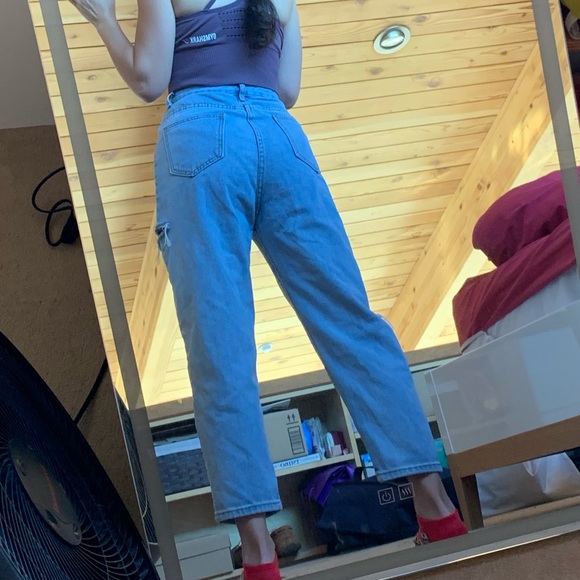 Light blue high rise mom jeans - Picture 10 of 10